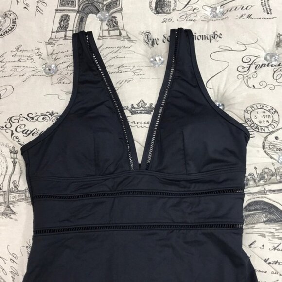 NWOT Sea Level Australia Spliced Plunge One-Piece Swimsuit - Picture 6 of 11